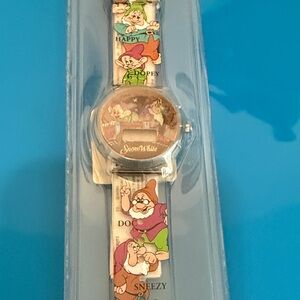 Vintage Disney Snow White and the Seven Dwarfs Watch